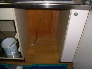 45cm食乾機を食器洗い乾燥機に交換する　撤去工事